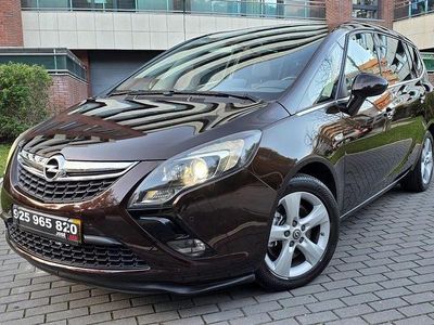 Usado Opel Zafira 165 HP (121 kW) 2012 Monovolume