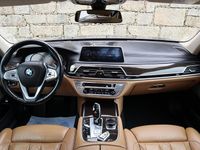 Usado BMW 730 Efficient Dynamics 265 HP (194 kW) 2017 Cinza Sedan