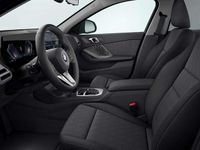 Novo BMW 116 Shadowline 122 HP (89 kW) 2026 Preto sapphire metalizada Citadino