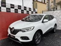 Usado Renault Kadjar Black Edition 140 HP (102 kW) 2022 Branco SUV