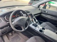 Usado Peugeot 3008 115 HP (84 kW) 2010 Antracite Carrinha