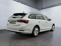 Usado Skoda Octavia 150 HP (110 kW) 2022 Branco Carrinha