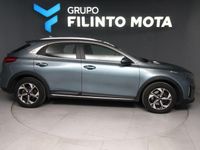 Usado Kia XCeed 120 HP (88 kW) 2023 Cinza SUV