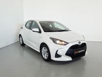 Usado Toyota Yaris Hybrid 92 HP (67 kW) 2021 Branco