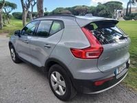 Usado Volvo XC40 163 HP (119 kW) 2025 Cinzento SUV