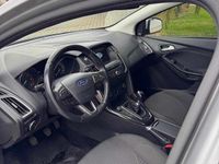 Usado Ford Focus Titanium 120 HP (88 kW) 2017 Cinza