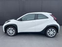 Usado Toyota Aygo X X-play 72 HP (52 kW) 2024 Branco (sólida) SUV