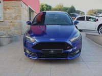 Usado Ford Focus ST 250 HP (183 kW) 2016 Azul Sedan