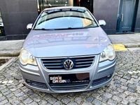 Usado VW Polo 80 HP (58 kW) 2007 Cinzento Citadino