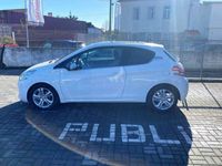 usado Peugeot 208 1.2 STYLE