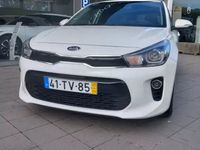 Usado Kia Rio 90 HP (66 kW) 2017 Branco Citadino