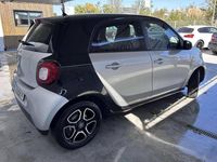 Usado Smart ForFour Passion 71 HP (52 kW) 2016 Cinza prata Citadino