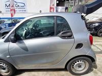 Usado Smart ForTwo Electric Drive 60 kW (82 HP) 2019 Cinzento