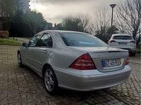 Usado Mercedes C220 Avantgarde 143 HP (105 kW) 2001 Sedan