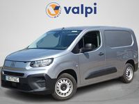 Usado Fiat Doblò 100 HP (73 kW) 2024 Cinzento Monovolume