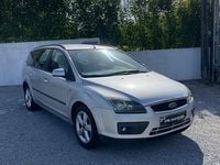 Usado Ford Focus 109 HP (80 kW) 2005 Cinza Carrinha
