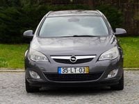 Usado Opel Astra Cosmo 125 HP (91 kW) 2011 Sedan