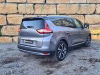 Usado Renault Grand Scénic IV Bose Edition 150 HP (110 kW) 2020 Cinzento Monovolume