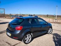 Usado Seat Ibiza 90 HP (66 kW) 2010 Cinzento Citadino