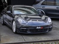 Usado Porsche Panamera 422 HP (310 kW) 2018 Cinzento