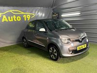 Usado Renault Twingo 70 HP (51 kW) 2017 Cinzento Citadino