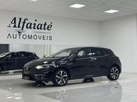 Usado Renault Mégane III Bose Edition 100 HP (73 kW) 2016 Preto