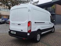 Usado Ford Transit Trend 130 HP (95 kW) 2017 Branco Sedan