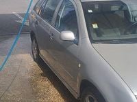 Usado Skoda Fabia 65 HP (47 kW) 2004 Sedan