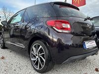 Usado DS Automobiles DS3 Be Chic 100 HP (73 kW) 2017 Bordeaux Coupé