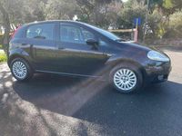 Usado Fiat Punto 65 HP (47 kW) 2010 Preto Citadino