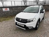 Usado Dacia Sandero Stepway 90 HP (66 kW) 2018 Branco SUV