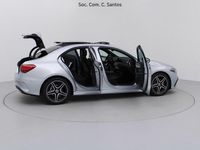 Usado Mercedes A180 AMG 116 HP (85 kW) 2025 Cinza Sedan