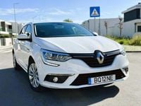 Usado Renault Mégane IV 115 HP (84 kW) 2019 Branco Sedan