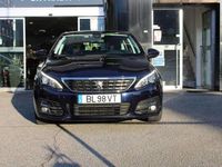 Usado Peugeot 308 SW Active 102 HP (75 kW) 2019 Azul Carrinha