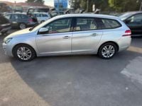 Usado Peugeot 308 SW Active 92 HP (67 kW) 2015 Cinza prata Carrinha