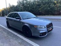 Usado Audi A4 140 HP (102 kW) 2005 Cinzento Carrinha