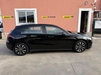 Usado Mercedes A180 Style 116 HP (85 kW) 2023 Preto Sedan