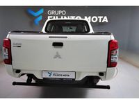 Usado Mitsubishi L200 Invite 154 HP (113 kW) 2022 Branco Pickup