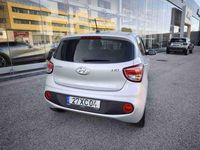 Usado Hyundai i10 Comfort 66 HP (48 kW) 2019 Cinzento Citadino