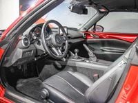Usado Mazda MX5 Evolve 131 HP (96 kW) 2018 Vermelho Cabrios
