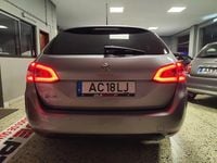 Usado Peugeot 308 SW 102 HP (75 kW) 2020 Cinzento Carrinha