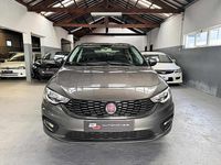 Usado Fiat Tipo 95 HP (69 kW) 2016 Cinzento Sedan