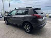 Usado Peugeot 2008 82 HP (60 kW) 2016 Cinzento SUV