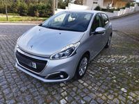 usado Peugeot 208 1.6 BlueHDi com 83 mil km