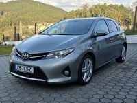 Usado Toyota Auris 90 HP (66 kW) 2013 Sedan