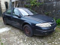 usado Renault Laguna II modelo 1.9 DCI para reparação ou peças