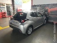 usado Toyota Yaris 1.0 VTT-i Comfort Plus