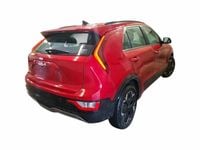 Usado Kia e-Niro 150 kW (204 HP) 2023 Vermelho SUV