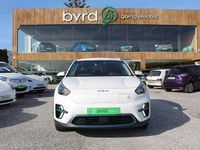 Usado Kia e-Niro 149 kW (203 HP) 2021 Branco SUV