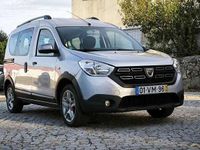 Usado Dacia Dokker Stepway 115 HP (84 kW) 2018 Cinzento Monovolume